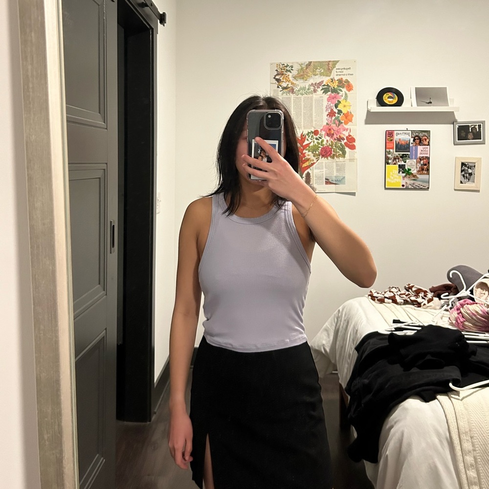 Aritzia sunday best purple crop tank